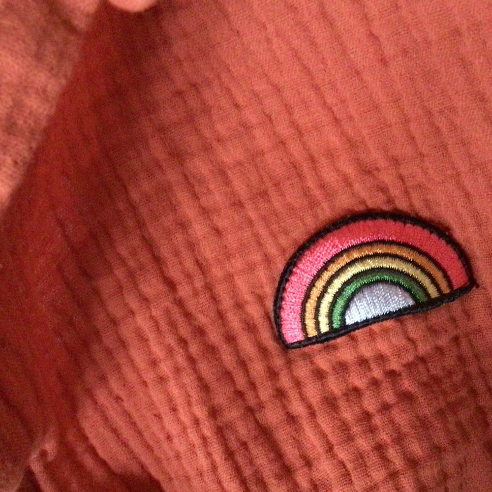 target pride top button front short sleeve gauzy cotton Orange rainbow, XL - Picture 2 of 6